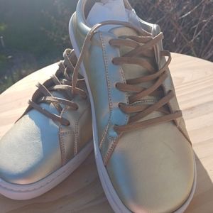 Origo new gold shoes, 10